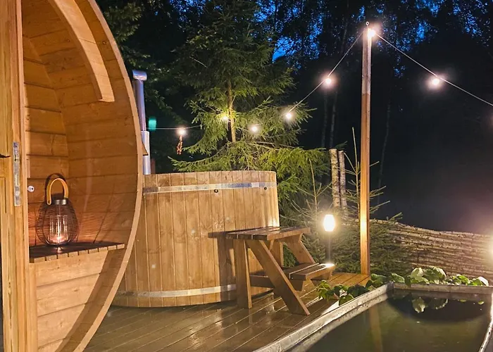 Koziula - I Lesne Na Kaszubach Jaktstuga Przywidz (Gdansk)